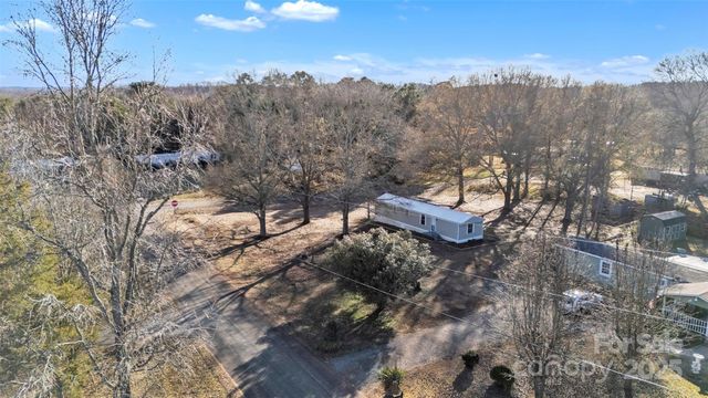 4179 Deerfield Drive, Maiden, NC 28650