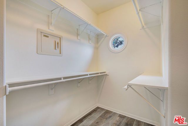 858 N WEST KNOLL Drive, West Hollywood, CA 90069