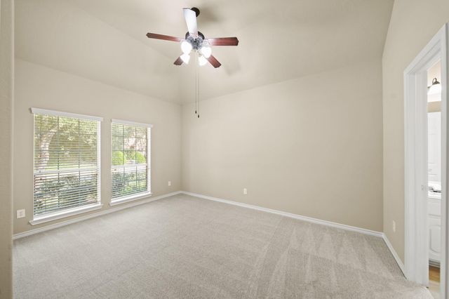 1915 Stable Stone Lane, Pearland, TX 77581