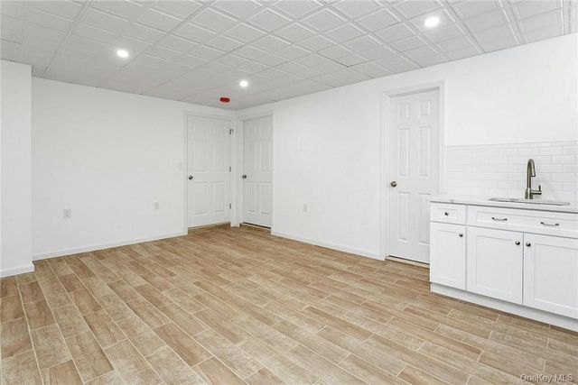 1970 E Main Street APT 1974, Mohegan Lake, NY 10547