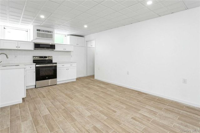 1970 E Main Street APT 1974, Mohegan Lake, NY 10547