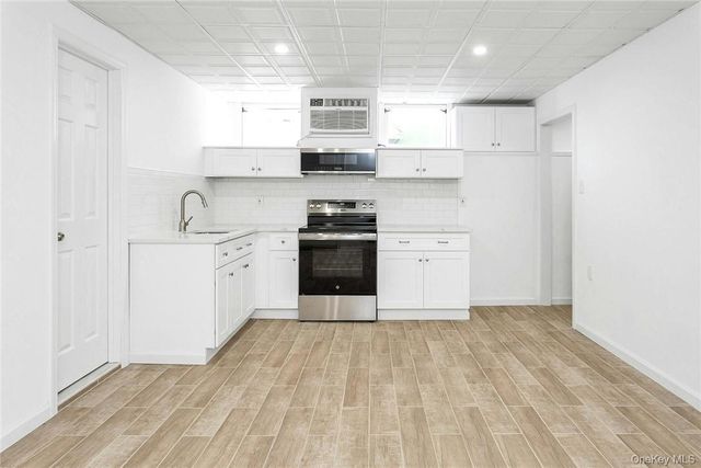 1970 E Main Street APT 1974, Mohegan Lake, NY 10547