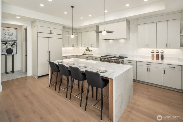12211 NE 134th Street, Kirkland, WA 98034