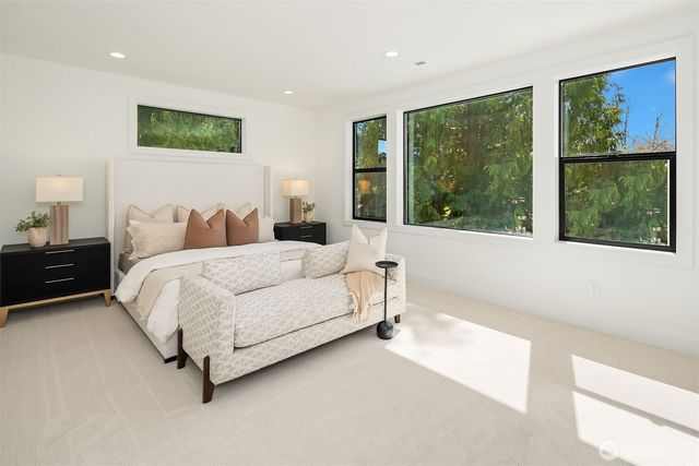 12211 NE 134th Street, Kirkland, WA 98034