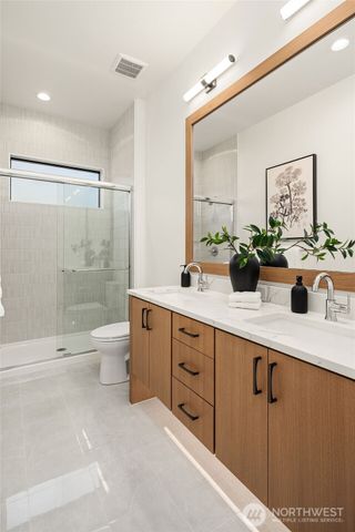 12211 NE 134th Street, Kirkland, WA 98034