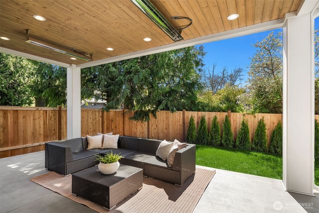 12211 NE 134th Street, Kirkland, WA 98034