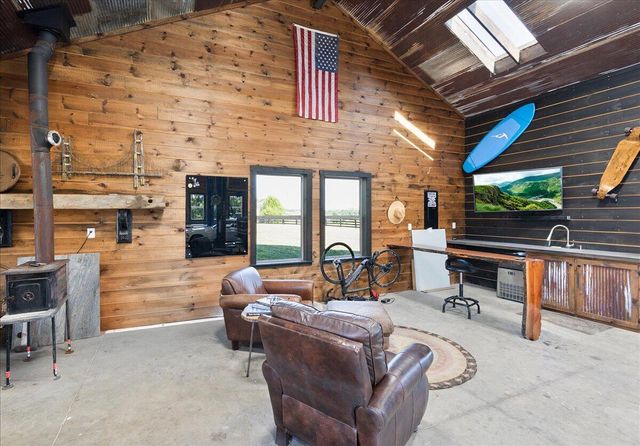 2250 Hall Road, Nicholasville, KY 40356