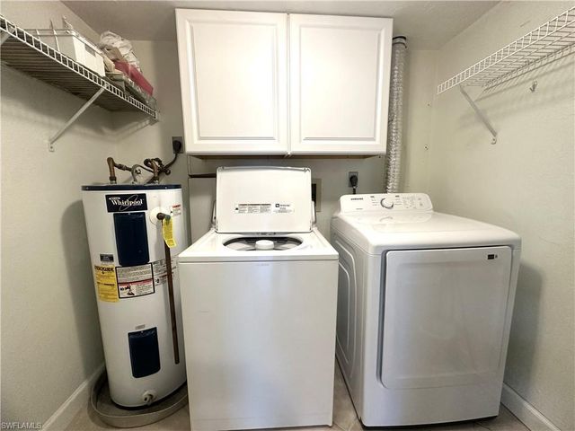 2375 Naples Trace CIR 7, Naples, FL 34109