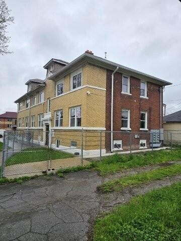 2417 W Grand Street, Detroit, MI 48238