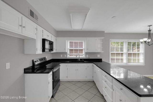 3106 Lime Kiln Ln, Louisville, KY 40222