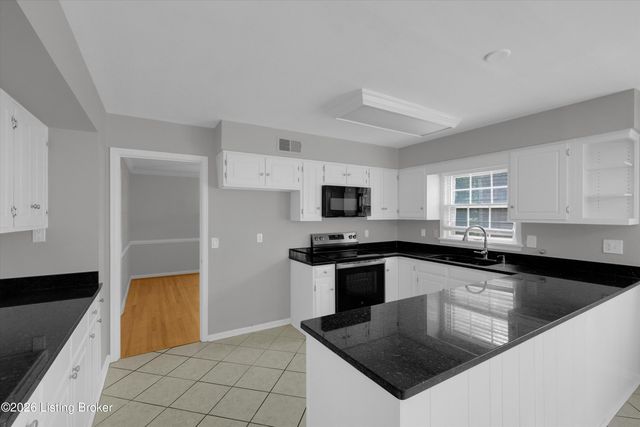 3106 Lime Kiln Ln, Louisville, KY 40222