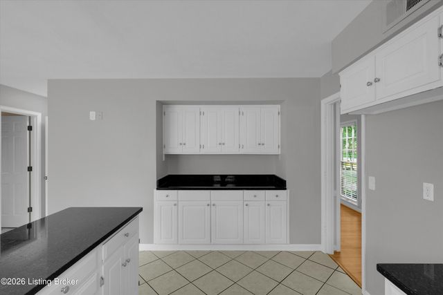 3106 Lime Kiln Ln, Louisville, KY 40222