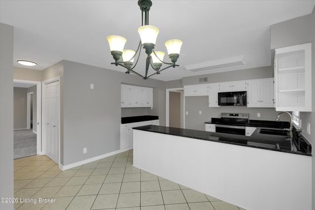 3106 Lime Kiln Ln, Louisville, KY 40222