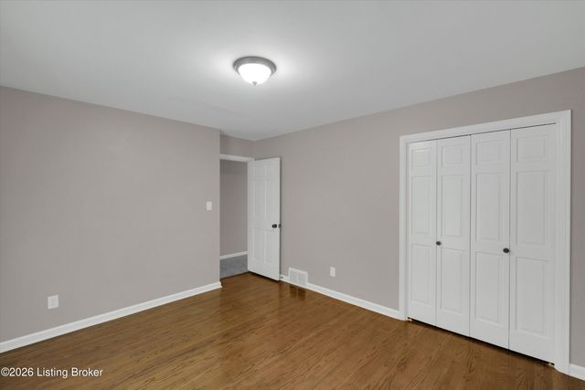 3106 Lime Kiln Ln, Louisville, KY 40222