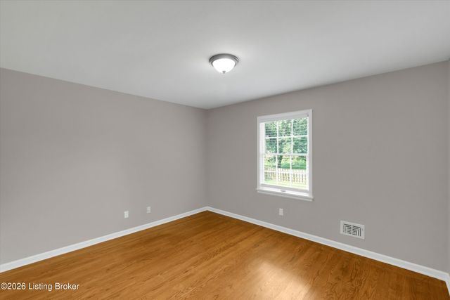 3106 Lime Kiln Ln, Louisville, KY 40222