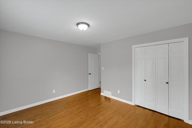 3106 Lime Kiln Ln, Louisville, KY 40222