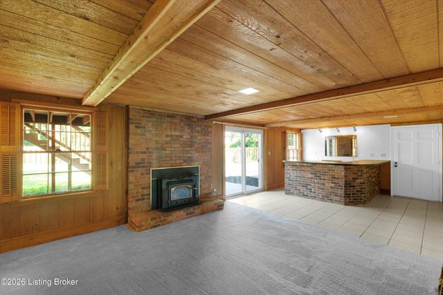 3106 Lime Kiln Ln, Louisville, KY 40222
