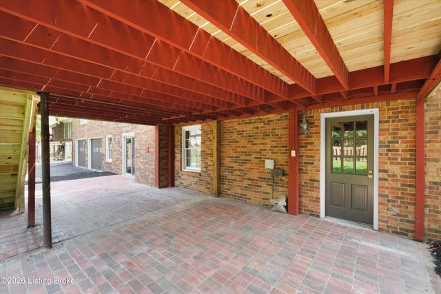 3106 Lime Kiln Ln, Louisville, KY 40222