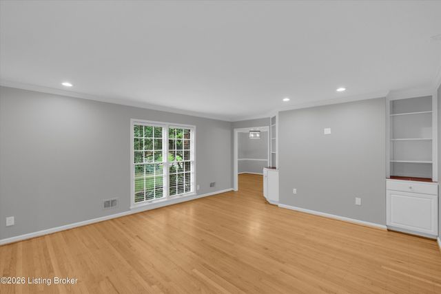 3106 Lime Kiln Ln, Louisville, KY 40222