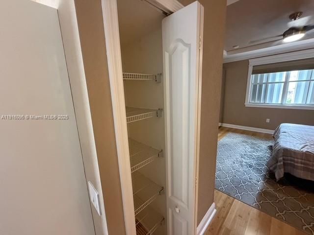 16420 SW 48th Ter, Miami, FL 33185