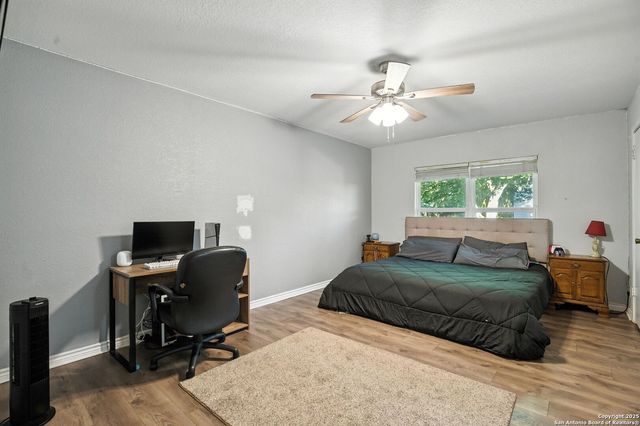 5322 Vista Court, San Antonio, TX 78247