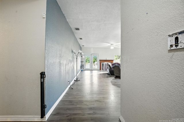 5322 Vista Court, San Antonio, TX 78247
