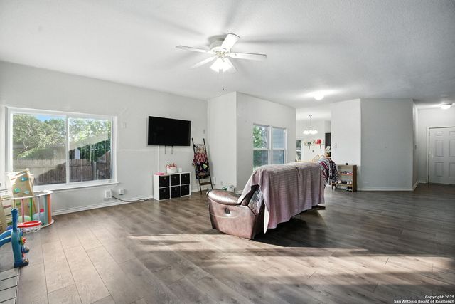 5322 Vista Court, San Antonio, TX 78247