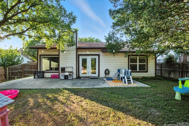 5322 Vista Court, San Antonio, TX 78247