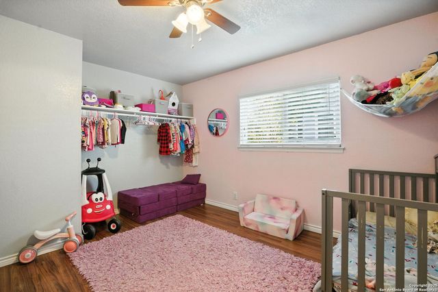 5322 Vista Court, San Antonio, TX 78247