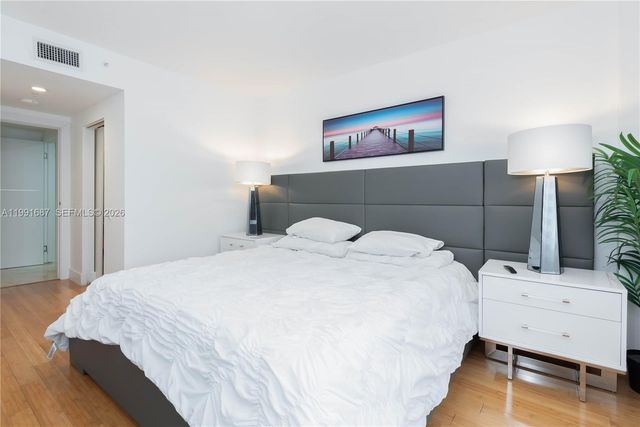 701 Brickell Key Blvd 1912, Miami, FL 33131