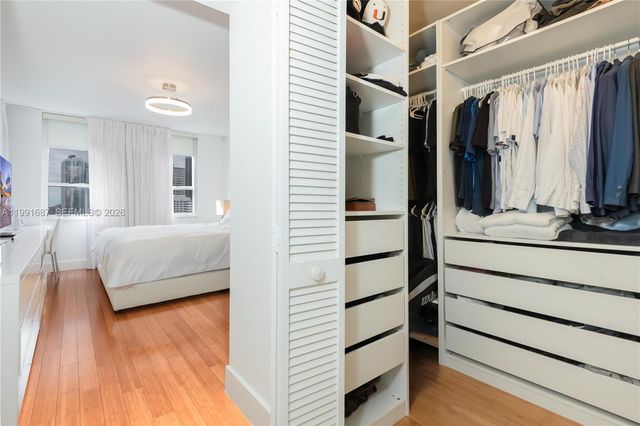 701 Brickell Key Blvd 1912, Miami, FL 33131