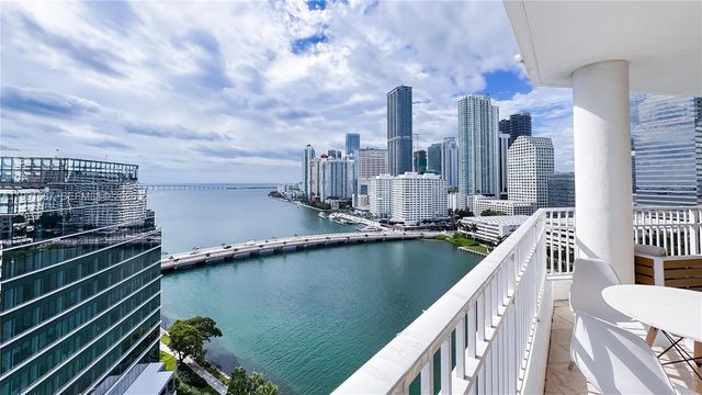 701 Brickell Key Blvd 1912, Miami, FL 33131