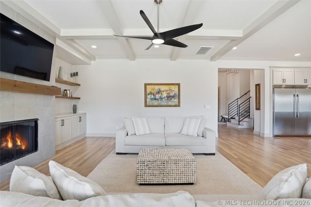 6514 E 153rd Street S, Bixby, OK 74008