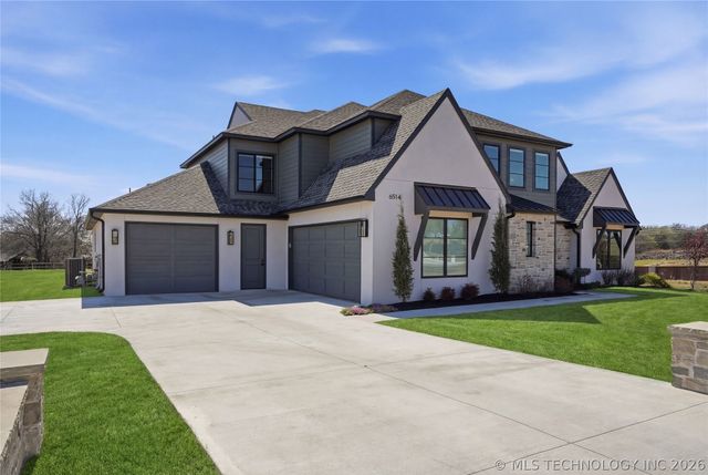 6514 E 153rd Street S, Bixby, OK 74008