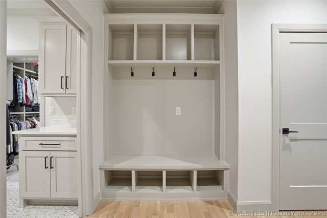 6514 E 153rd Street S, Bixby, OK 74008