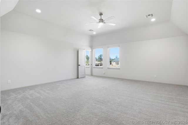 6514 E 153rd Street S, Bixby, OK 74008