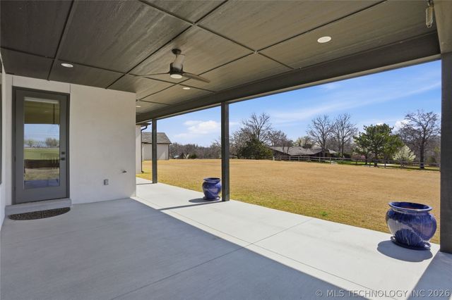 6514 E 153rd Street S, Bixby, OK 74008