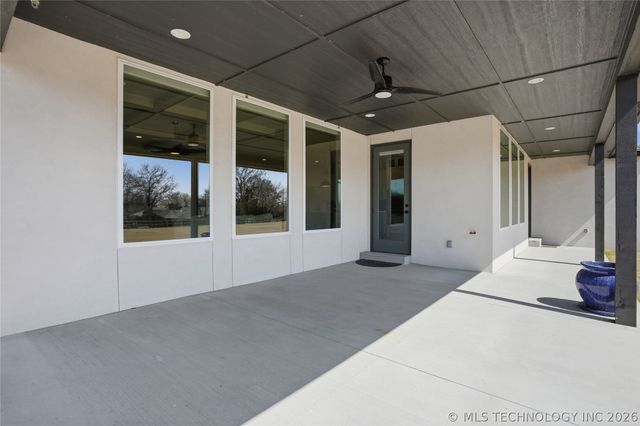 6514 E 153rd Street S, Bixby, OK 74008