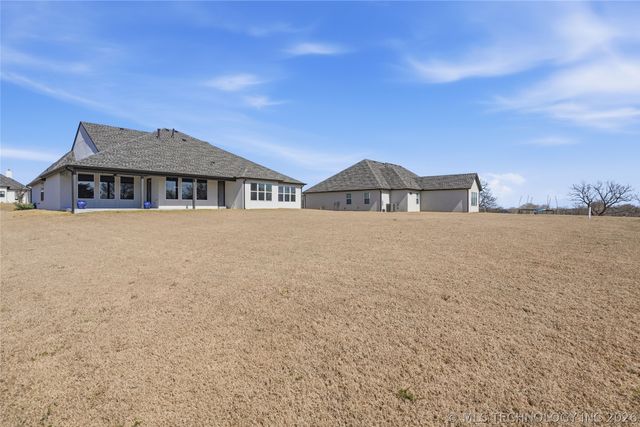 6514 E 153rd Street S, Bixby, OK 74008