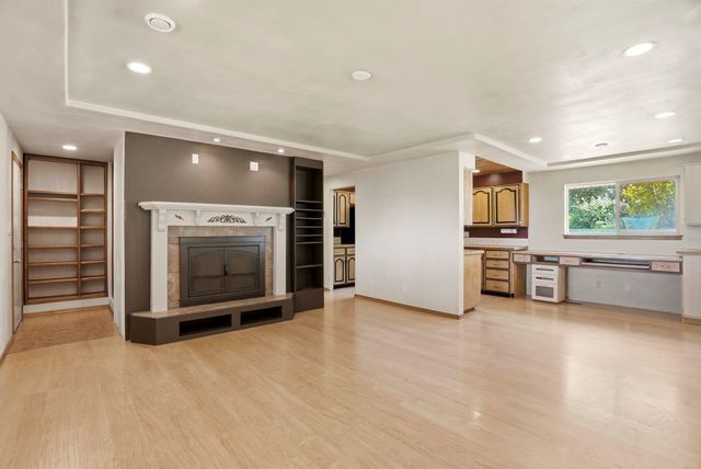 19212 N Dunn Rd, Colbert, WA 99005