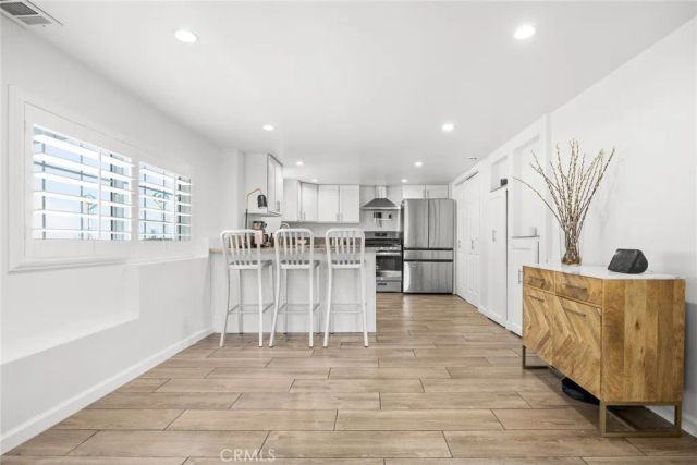 6042 Delphi Street, Los Angeles, CA 90042