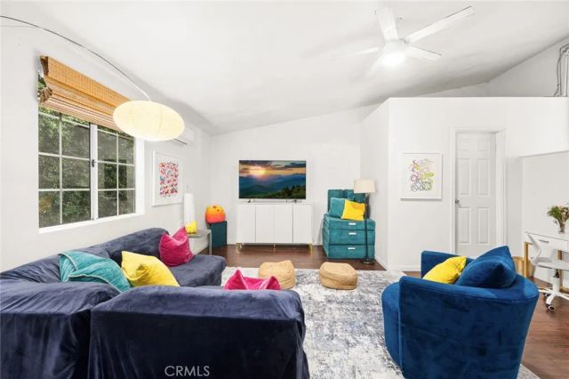 6042 Delphi Street, Los Angeles, CA 90042