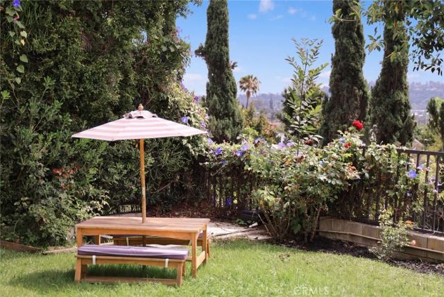 6042 Delphi Street, Los Angeles, CA 90042