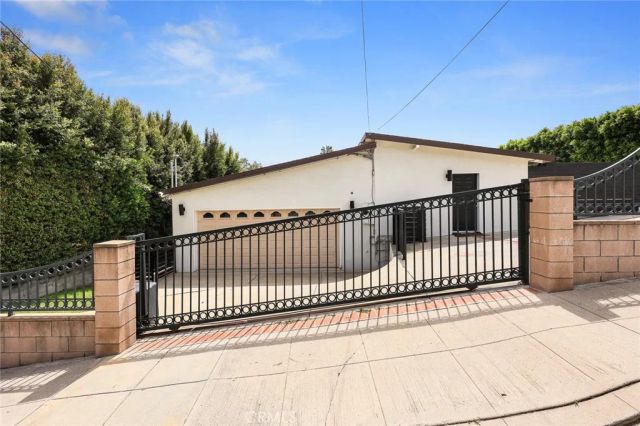 6042 Delphi Street, Los Angeles, CA 90042