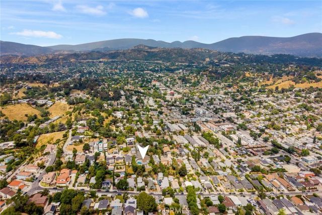 6042 Delphi Street, Los Angeles, CA 90042