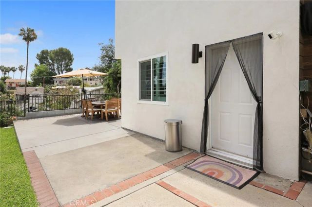 6042 Delphi Street, Los Angeles, CA 90042