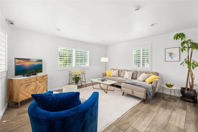 6042 Delphi Street, Los Angeles, CA 90042