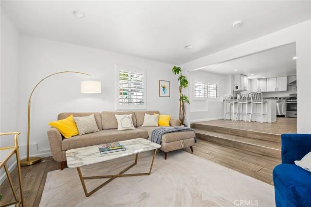 6042 Delphi Street, Los Angeles, CA 90042