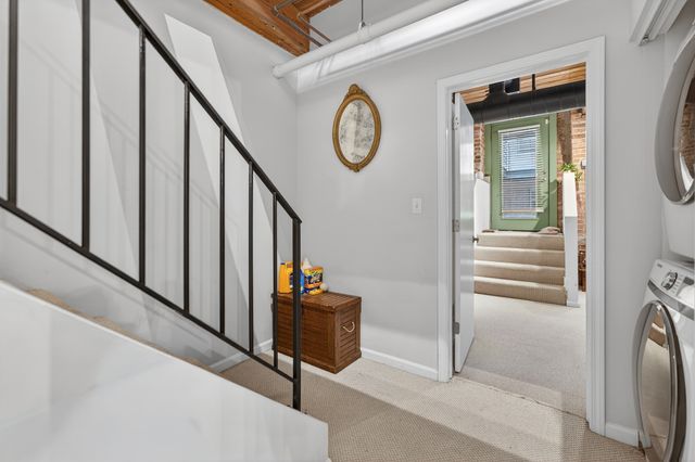 1701 N Damen Avenue 105, Chicago, IL 60647