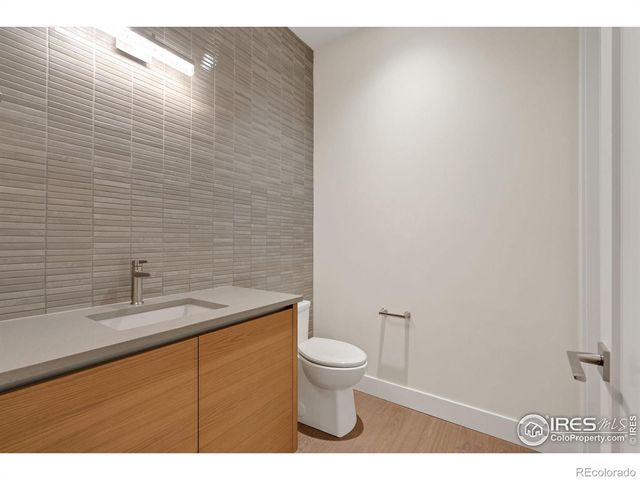 205 E 6th Street 300, Loveland, CO 80537